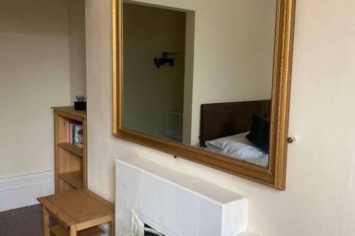 Room 22 of 46