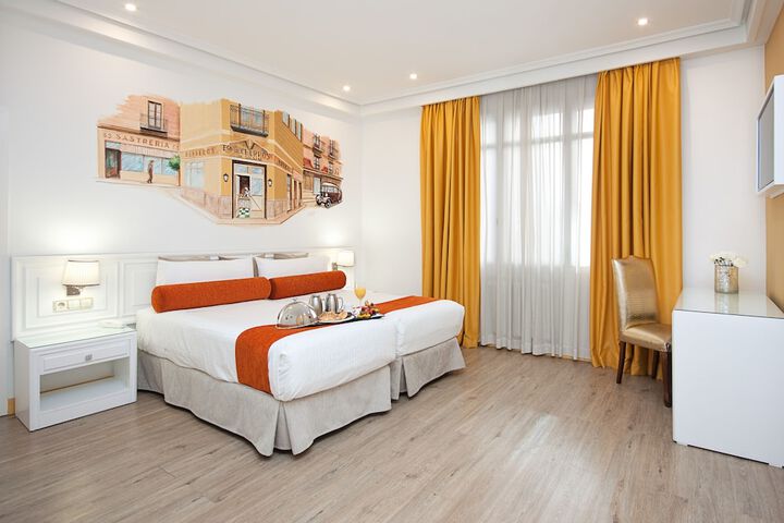 Room 29 of 83