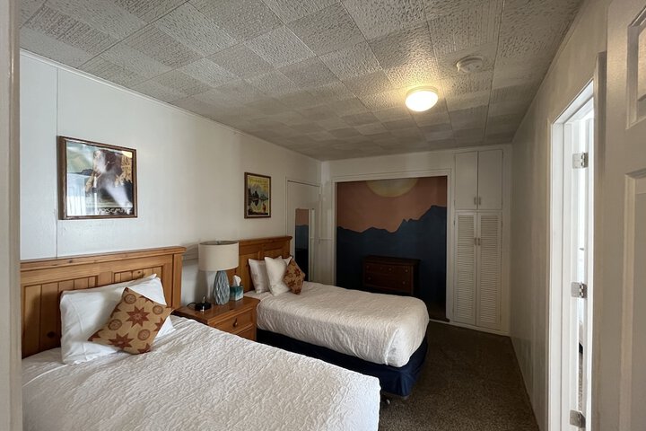 Room 53 of 133
