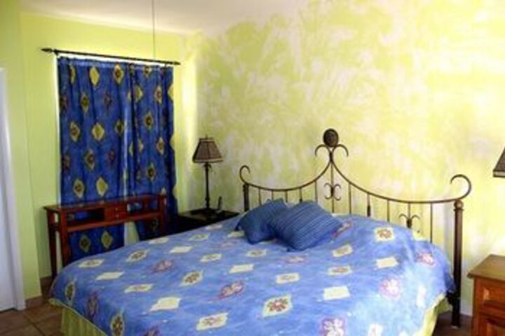 Room 38 of 181