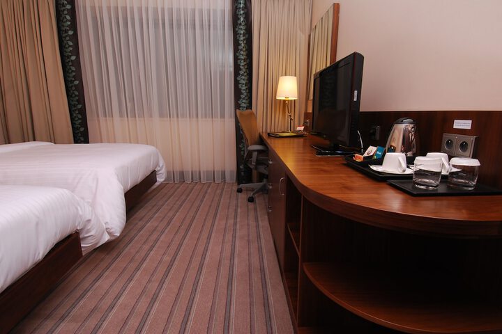 Room 7 of 49