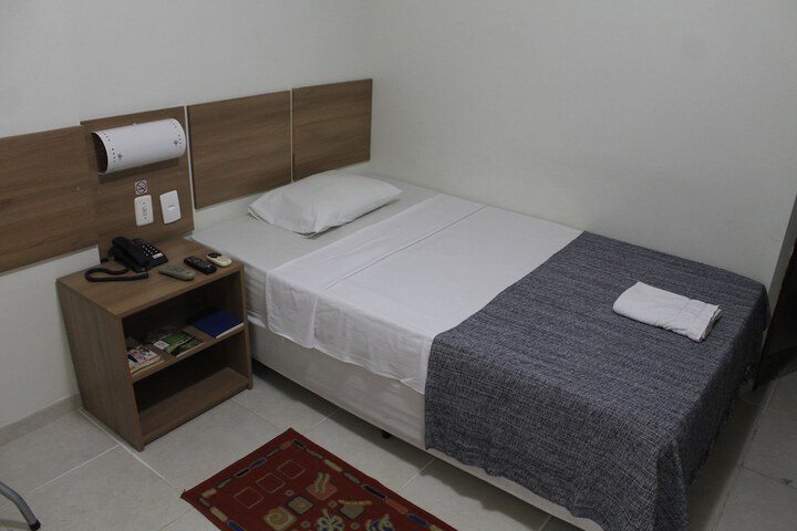 Room 3 of 24