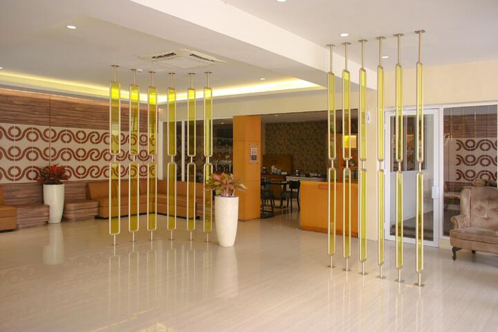 Hotel Interior 9 of 28