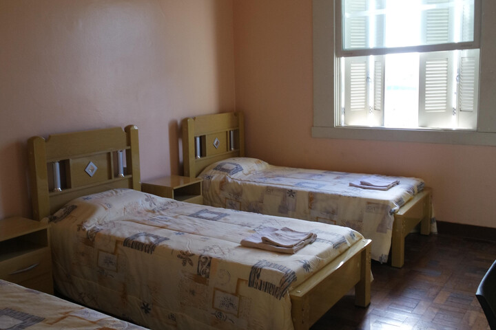 Room 16 of 22