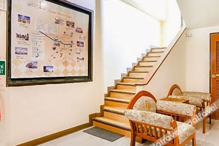 Hotel Interior 13 of 40