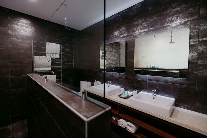 Room 43 of 71