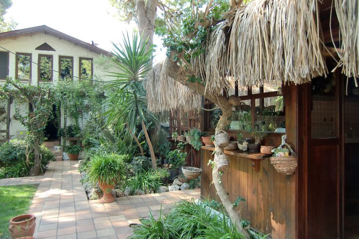 Property Grounds 32 of 58