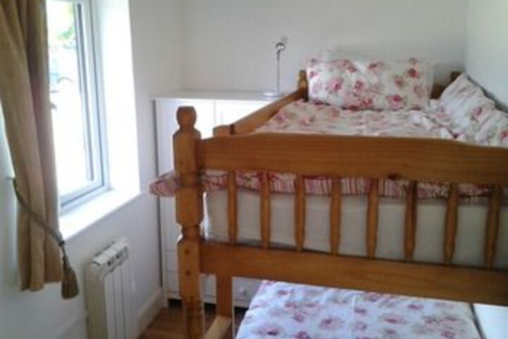 Room 3 of 10