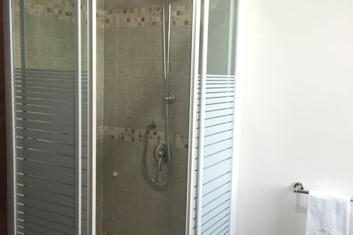 Room 29 of 63