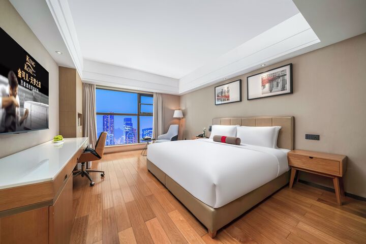 Room 15 of 36