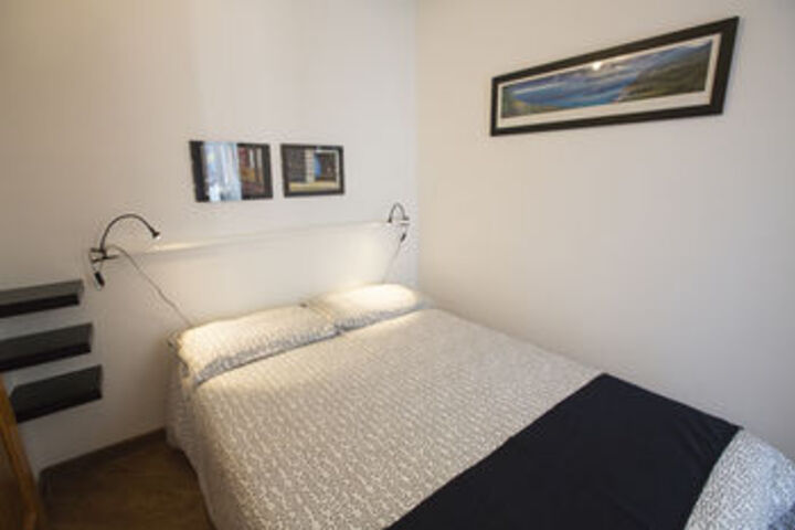 Room 15 of 37
