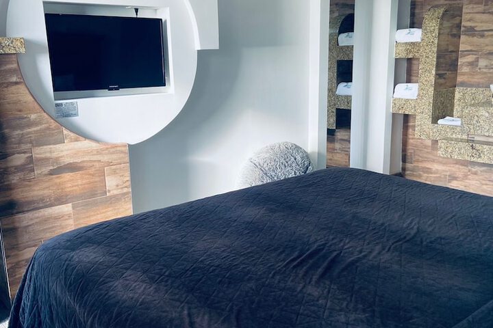 Premium Double Room (3 of 8)