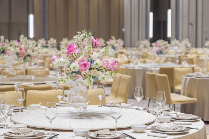 Ballroom/Hall 143 of 251