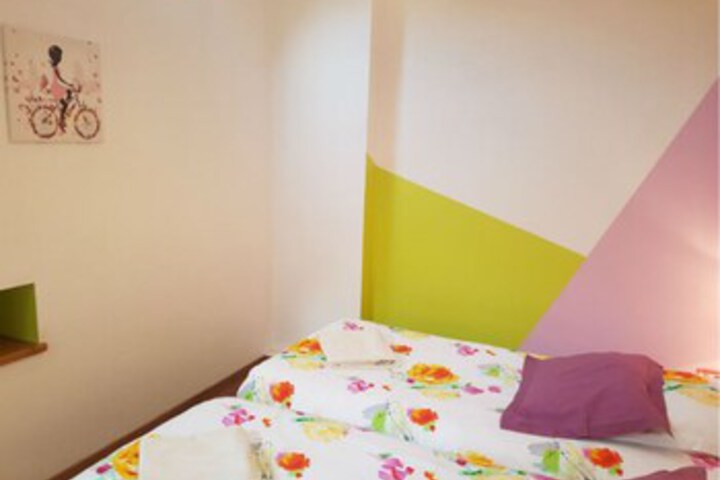Room 17 of 25