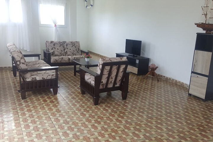 Room 4 of 28