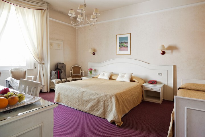 Room 15 of 86