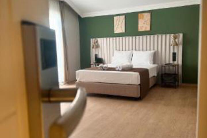 Room 22 of 23