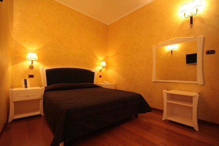 Room 14 of 61