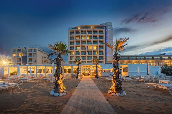Excelsior Hotel SPA &  Lido - Preferred Hotels & Resorts in Pesaro