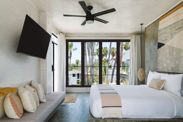Room 21 of 80