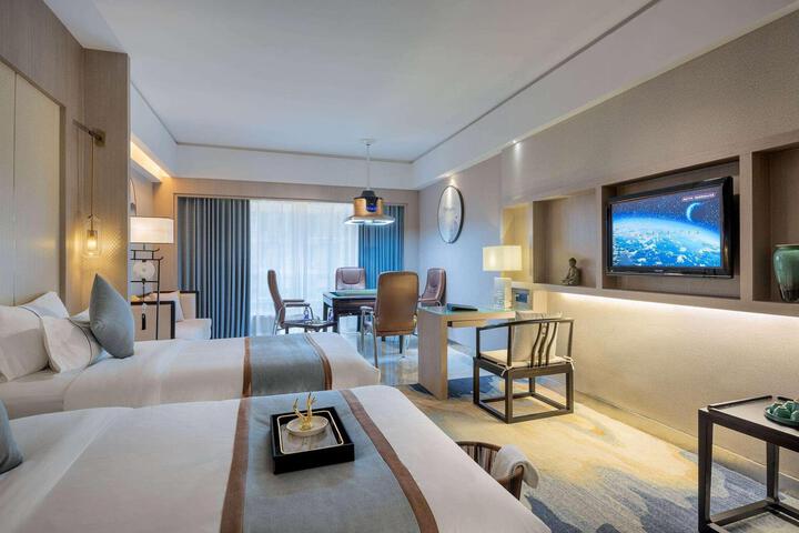 Room 5 of 21