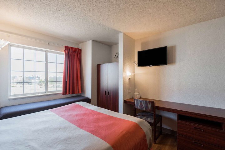 Room 21 of 41