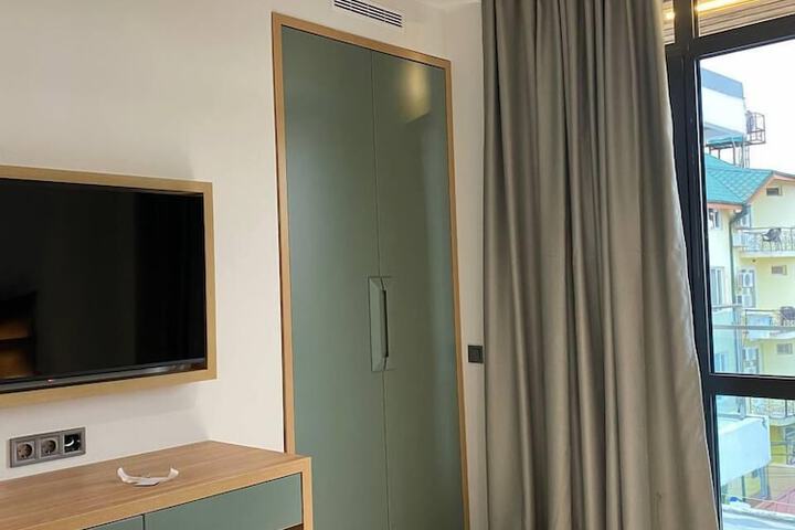 Room 58 of 62