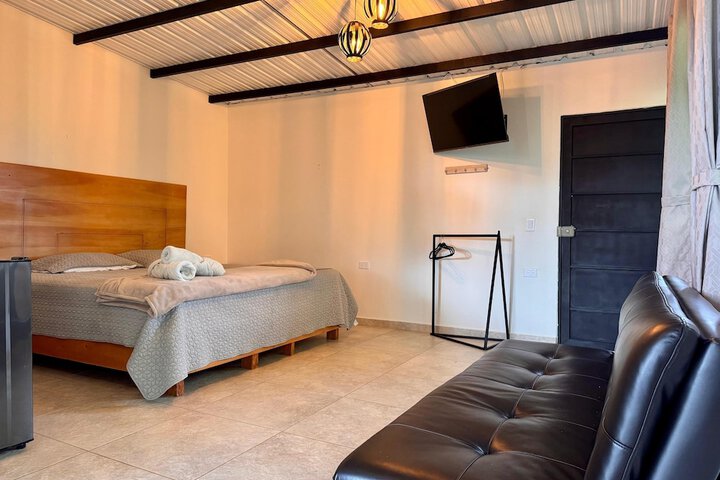 Room 10 of 97