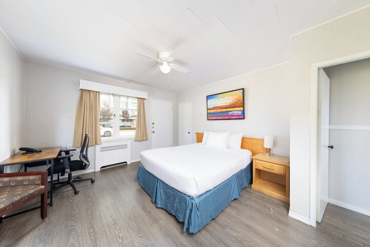 Room 14 of 71