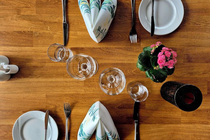 Dining 16 of 36