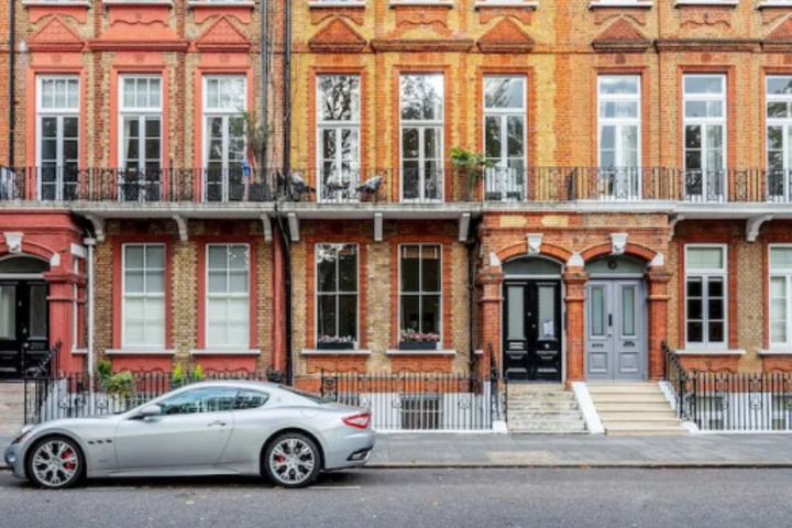 Amazing 2 bed 2 bath Kensington