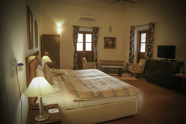 Room 22 of 60