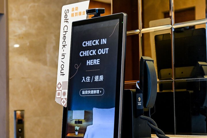 Lobby Entry