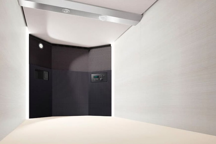 Room 8 of 14