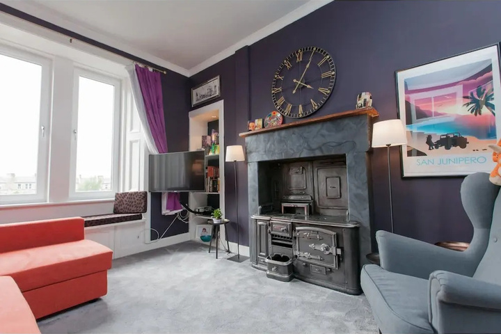 Stylish 1BR Tenement in City Centre for 4
