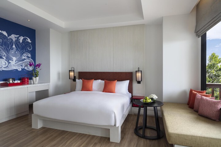 Room 20 of 97