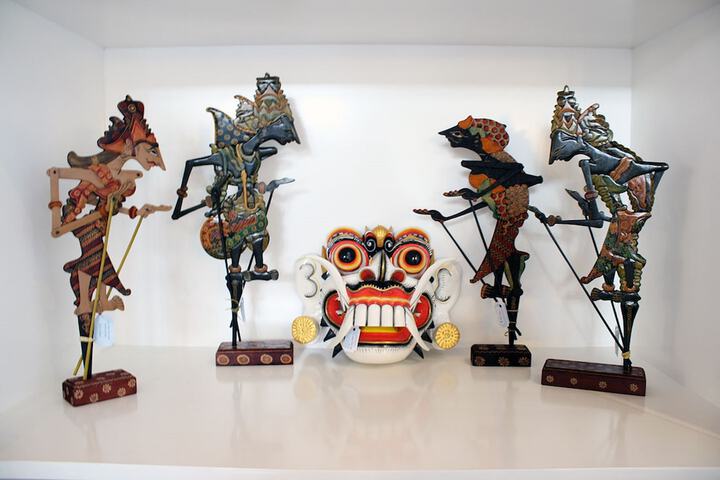 Gift Shop 80 of 113