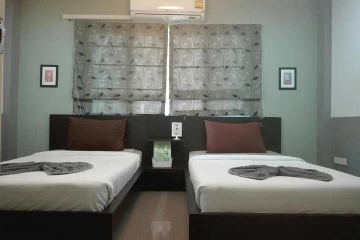 Room 16 of 47