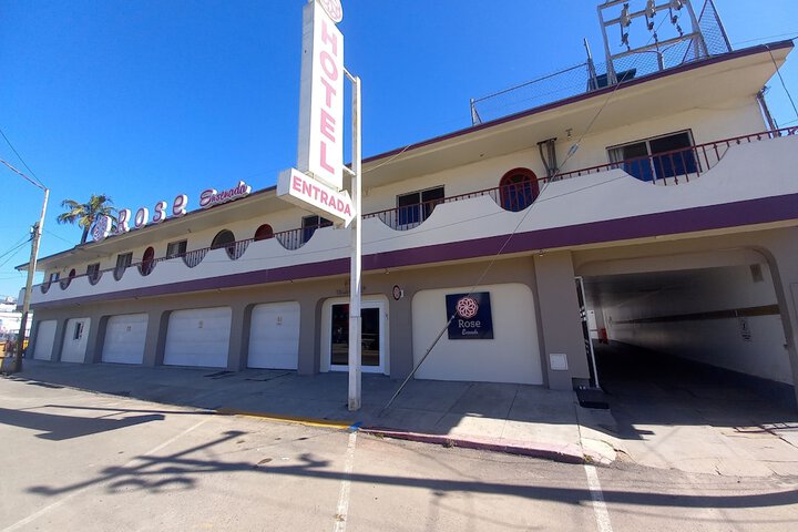 Photo of Hotel Rose Ensenada