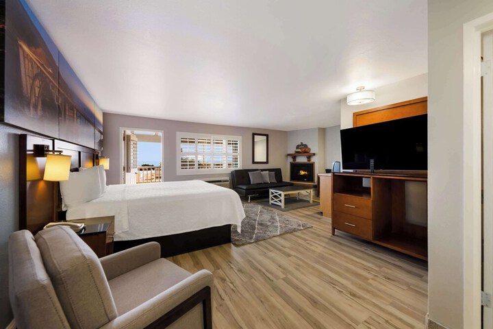 Room 49 of 65
