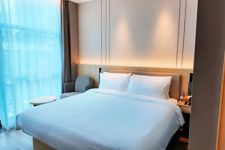Room 41 of 69