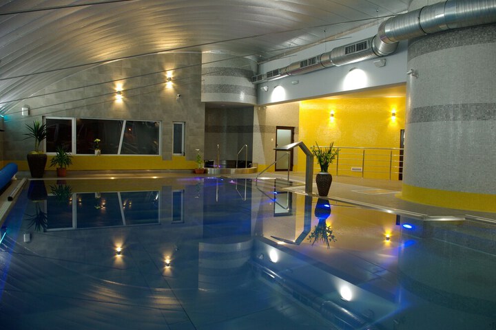 Pool 18 of 41