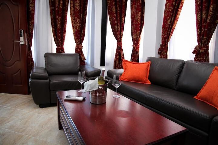 Room 3 of 15