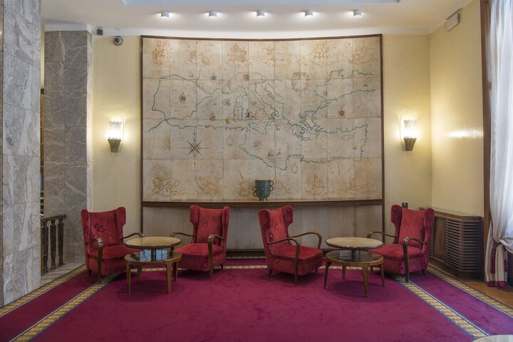 Lobby Photos