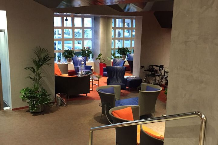 Guest Lobby