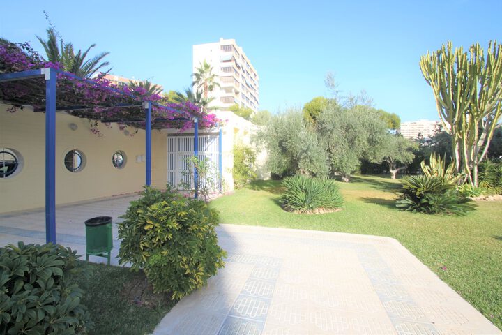 Hotel Exterior 23 of 28