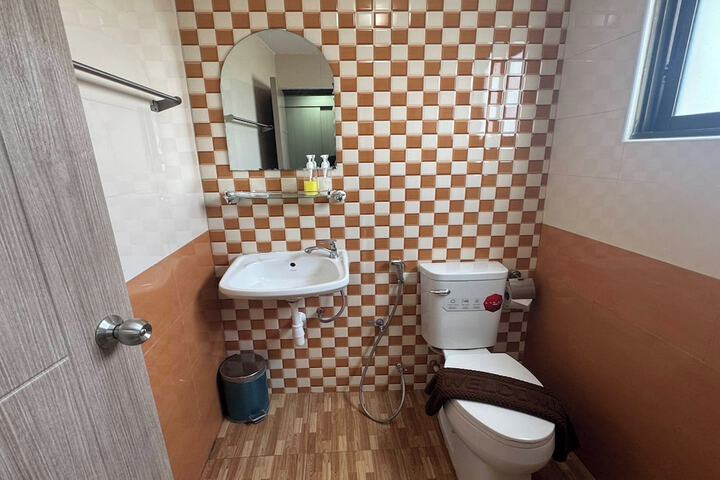 Room 29 of 47
