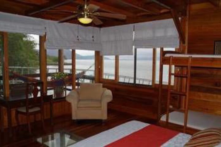 Room 8 of 26