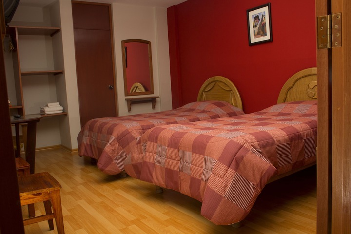Room 7 of 49