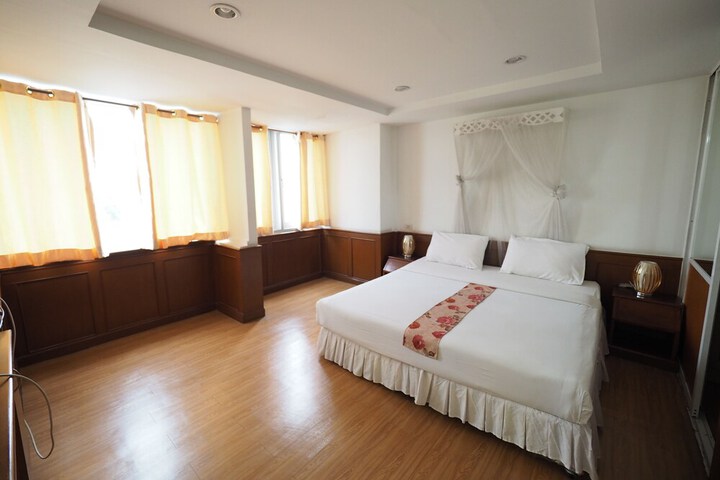 Room 14 of 46